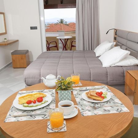 Heaven Apartments Agia Marina 외부 사진